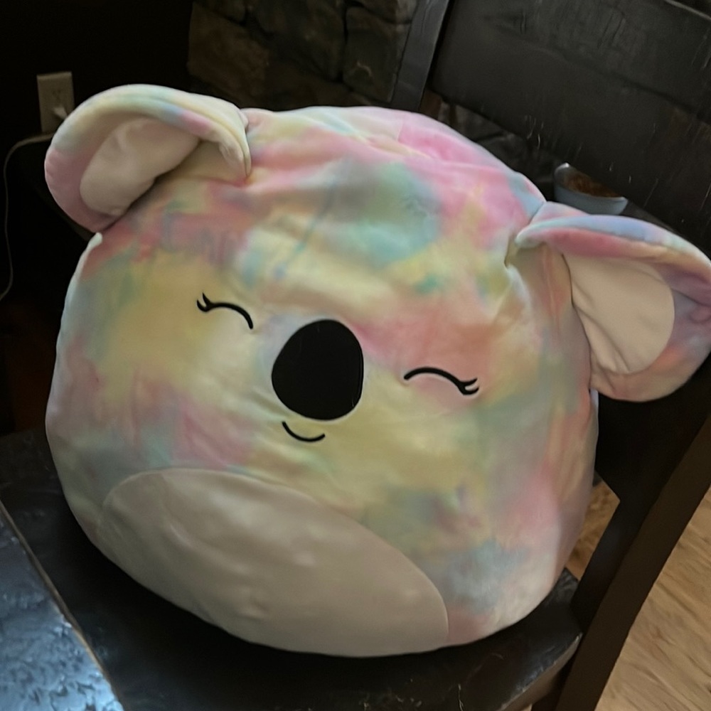 Brand: Squishmallows Size: Large Color: Rainbow